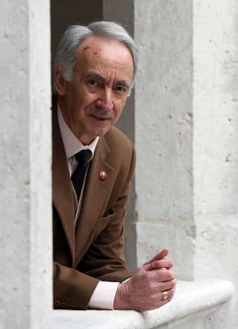 Tejerina dedica su premio, entre otros, a sus alumnos (Rubén Cacho/ICAL)