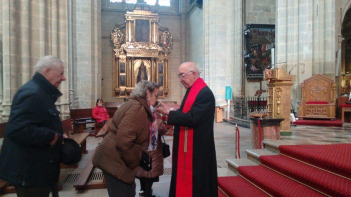 Veneración de la reliquia de San Blas en la catedral de Astorga