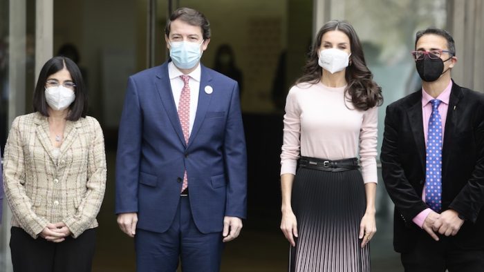 La reina resalta la necesidad de “atención integral con equidad” para los tres millones de españoles con enfermedades raras