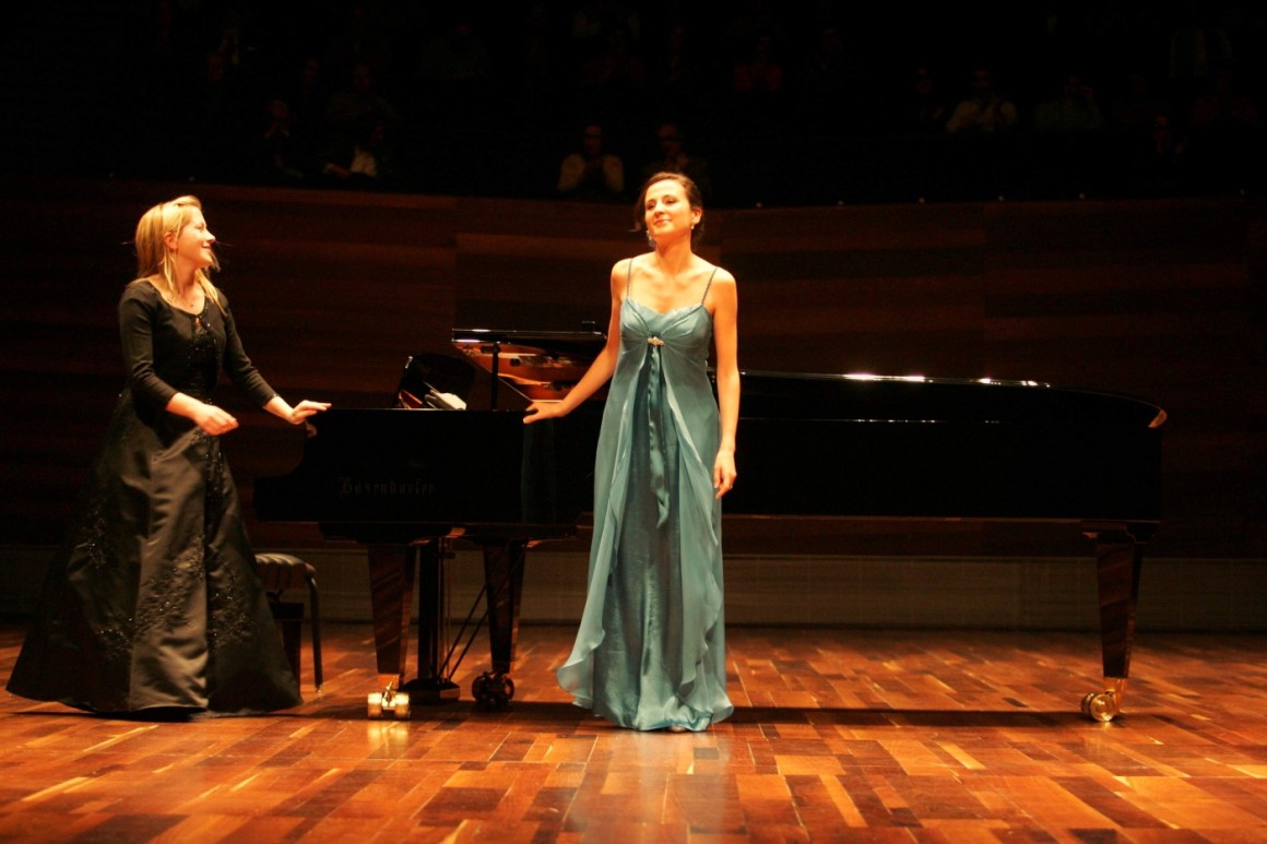 Marta Tejido y Marta Arce