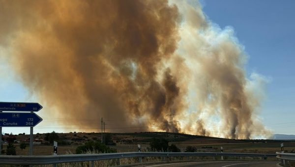 Incendio forestal en Castrillo de los Polvazares