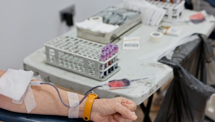 Sanidad anima a donar sangre “lo antes posible” de los grupos A+, 0+ y AB-, ante unas reservas en rojo