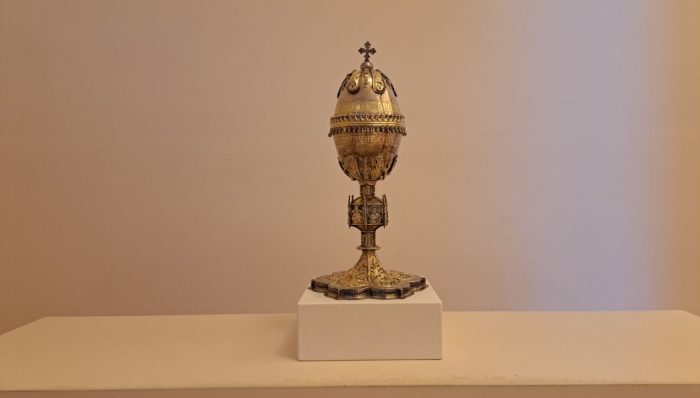 Un cáliz del orfebre Alonso Portillo, pieza del mes de febrero del Palacio de Gaudí