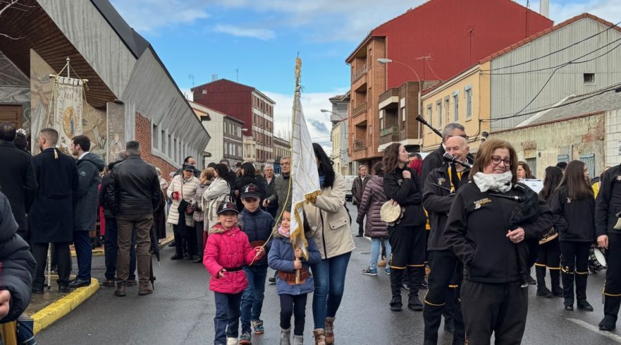Astorga festeja a la Virgen de las Candelas